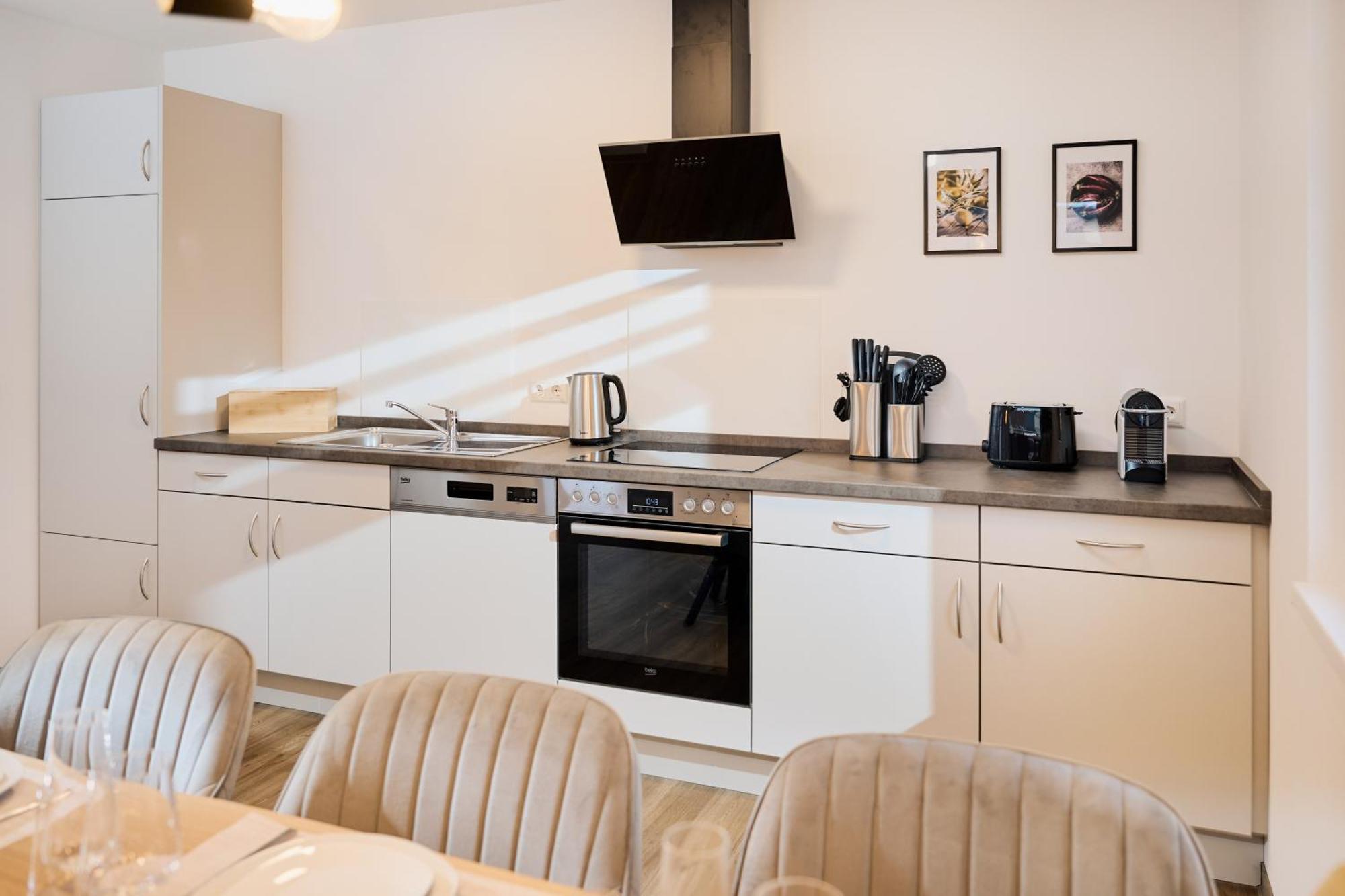 Moderne Apartments Mit Highspeed-Wlan Und Gratis-Tiefgarage Ihr Perfekter Rueckzugsort Nahe Dem Zentrum Und Der Therme I Barrierearm Bad Kissingen Ngoại thất bức ảnh
